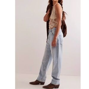 Free People We The Free Light Blue Mid Rise Straight Leg Women’s Jeans Size 27